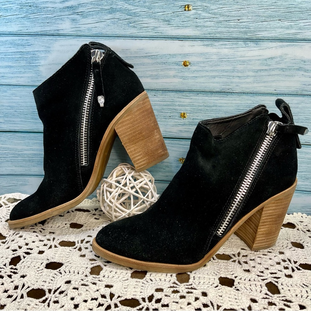 Dolce Vita Black Suede Double Zipper Ankle Jaeger Boot Women's size 8.5